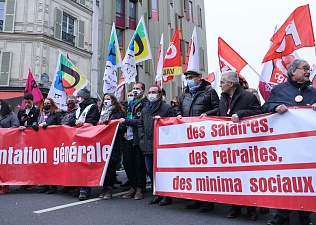 Профсоюзы Франции выступают за повышение зарплат и соцвыплат