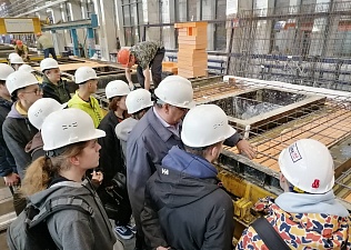 Студенты колледжа посетили завод железобетонных изделий и конструкций