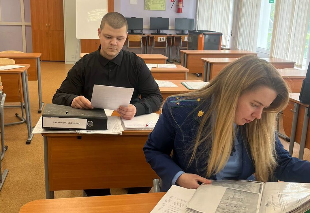 В московской школе выявили нарушения трудовых прав и охраны труда thumbnail
