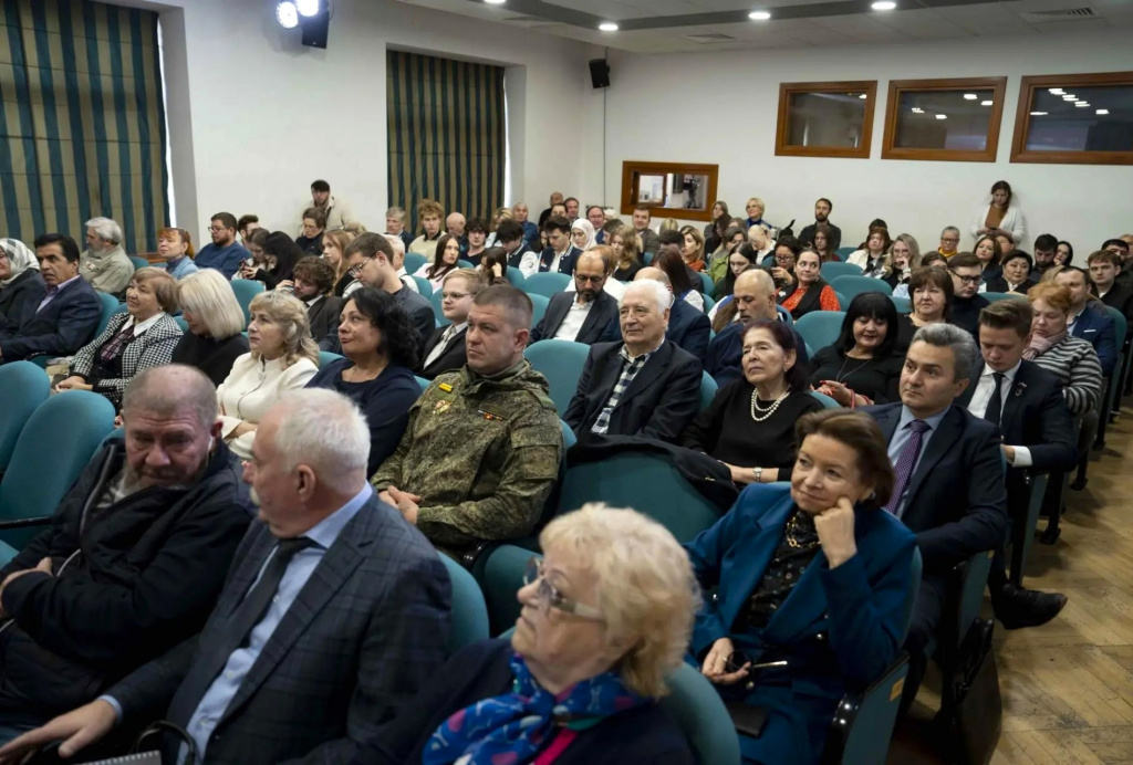 8ccfea57-f959-411d-9820-58f668bfa13a.jpg