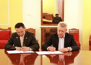 Подписание Договора о сотрудничестве между Московской Федерацией профсоюзов и Федерацией профсоюзов Улан-Батора