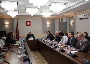 23 мая в Московской Городской Думе состоялось заседание Комиссии МГД по социальной политике и трудовым отношениям