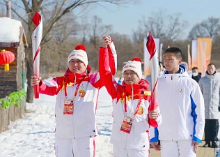 Профсоюзы приняли участие в организации эстафеты олимпийского огня в Пекине
